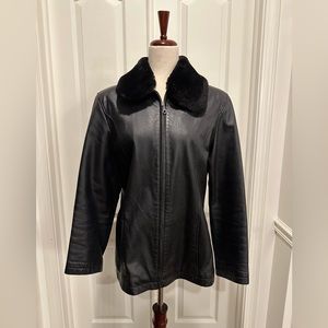 Vintage Leather Jacket with Front Zipper and removable faux fur collar